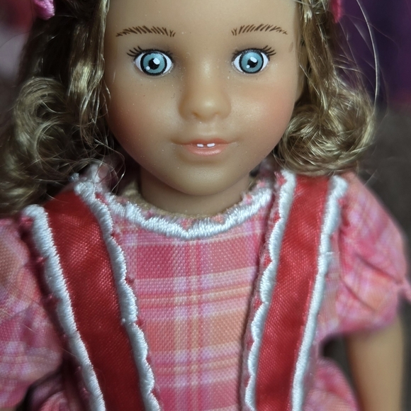 American Girl Mini Marie Grace Doll w/book - Picture 4 of 5